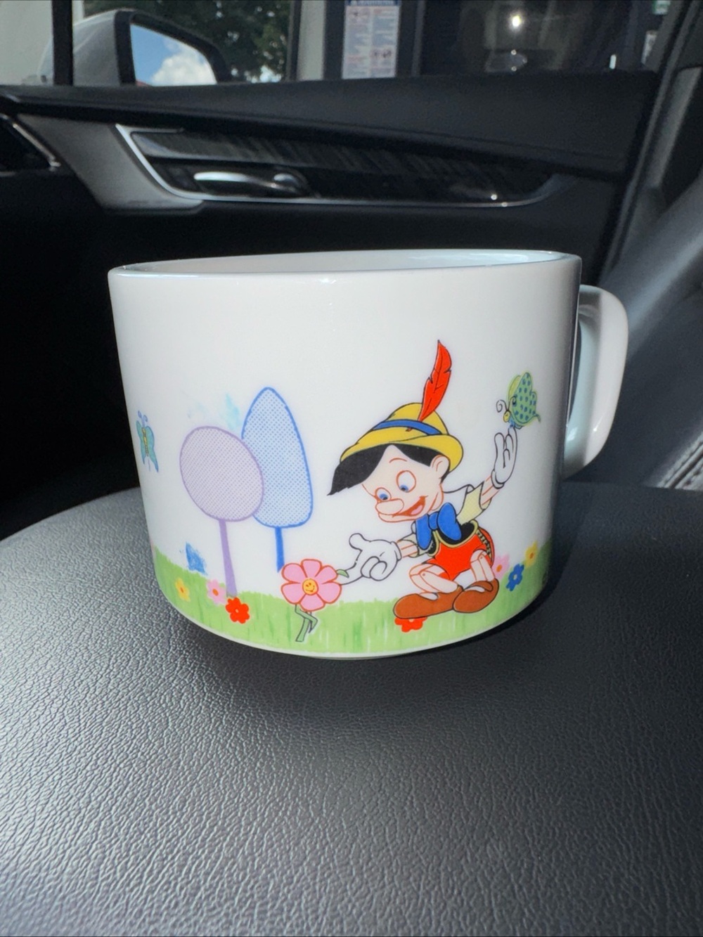 Pinocchio Ceramic Mug with Colorful Cartoon Print - Picture 6 of 9